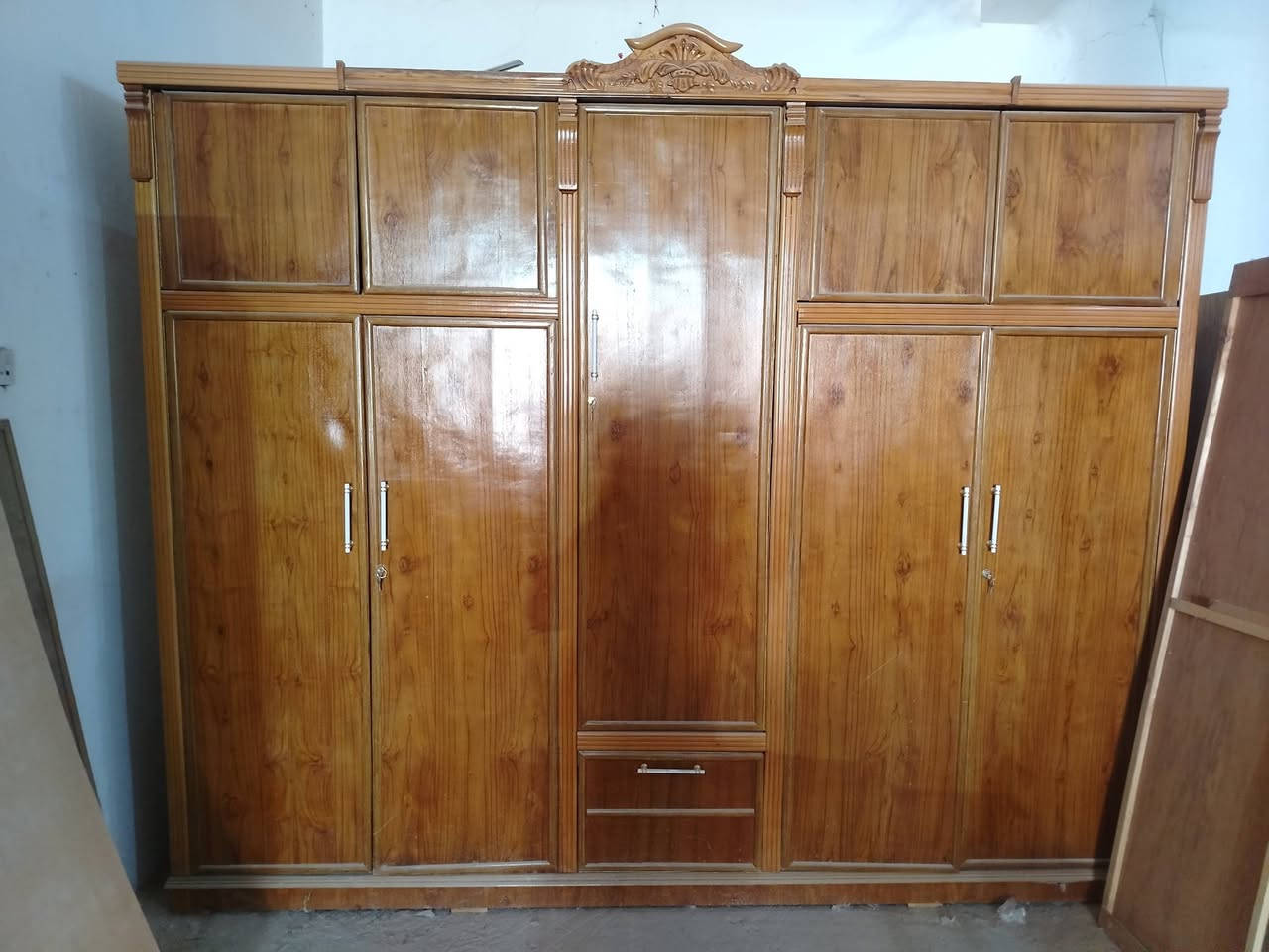 ••••مكلف بلنشر••••
غرفه كامله اذا تريد نبيعلك بس كنتور السعر 650
+كناتير 3 ابو 3 بيبان مع صبغ كامل مكمل سعر الكنتور الواحد  350
بانتيمات موجود 3قطع السعر للقطعه 75
باب صاج كامله مكمله شغل نضيف درجه اوله مع صبغ 
للاستفسار خاص او رقم ***********
......
