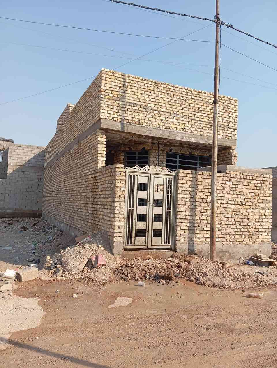 السلام عليكم من رخصت الدمن بيت 100. 20**5. سبع قصور شارع ابو علي البيت كامل من كلشي النقص الي بي بس مي ولبخ وكاشي فقط السعر خاص متواجد  واتساب وهاذ رقمي.  ***********
