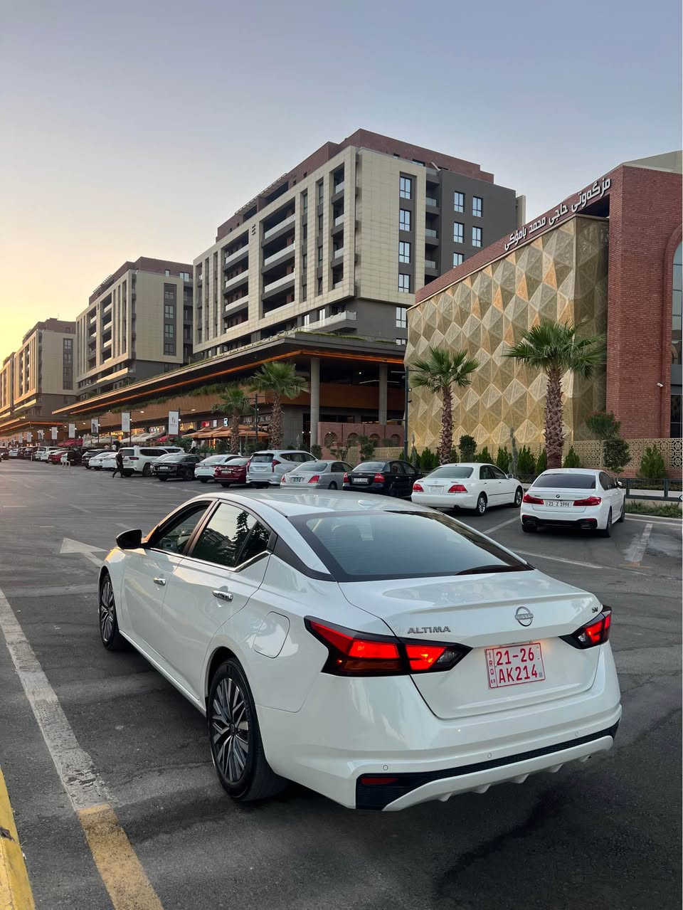 Nissan altima ٢٠٢٣ S 
‎نیسان ئالتیما ٢٠٢٣ S
aبەصمە
‎شەغال
‎ کامێرا
‎ڕاداری پێش
‎ڕداری دواوە
‎ڕاداری خەتی جادە
‎ڕداری ئاوێنەکان
‎تحدید سرعە
‎ئۆتۆ ستۆپ لەکاتی پارکینگیش خۆی ستۆپ ئەکا 
‎ ویل کەپ بیلادی
‎لایت لید  زینۆن عەدەسە
ارباگ بیلادی گۆراوە
 ‎سەیارەکە ٢پارچەی  بۆیاخە بێ ناوگرتن 

نرخ ١٥٥مجال

*********** . *********** واطسب أربيل, العراق
