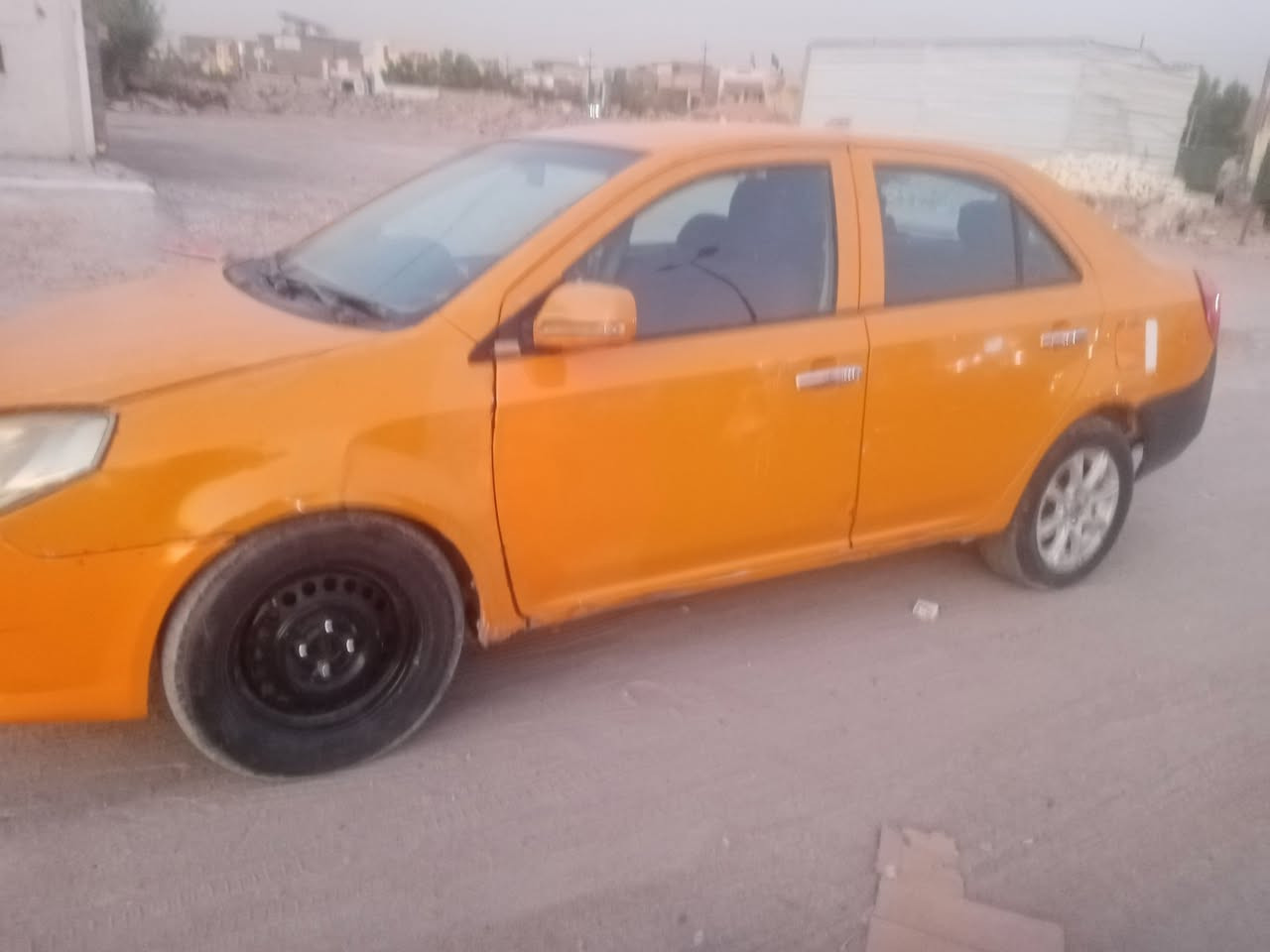 ام كي موديل ٢٠١٢مكفو له من كير مكينة وتخم تايرو دواخل ابلاديه صبغ نصف باب السايق ومشط ستيرن جديد باتري جديد سعر ٢٠المكان شهداء البياع شارع المضخة الاول ************ ***********
