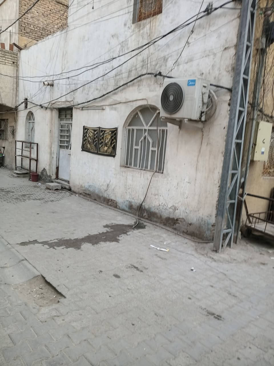 قرب سوق النصر • ٨٠م • سند مستقل
