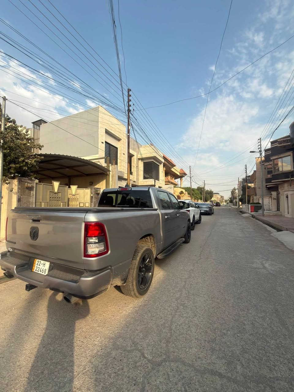للبيع للبيع
دوج رام 2022 فول مواصفات بگ هورن 
السياره حيل نضيفه وماشيه 64 الف فقط 
السياره لون مميز 
السياره فول كشنات جلد تدفئ ستيرن كسنات تدفئ تبريد السياره فول عدى البانوراما وبيها ضرر بابين جهة السايق فقط بجم كبس بدون دواخل وارباك برده مرجع سستم وبيها الجاملغ الامامي والخلفي صبغ فقط للجماليه مكاني موصل للاستفسار ***********
