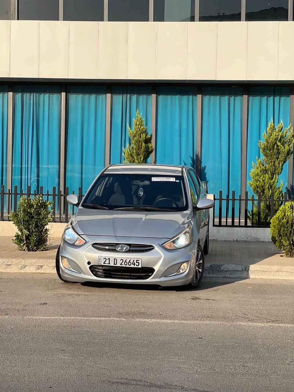 هۆندا ئەكسيند مۆديل ٢٠١٦ مواسەفات ئەمريكي مكينە GDI
مواسەفات شاشە، كاميرا، دەبڵ گێڕ، چوار جام كارەبا، ئيكۆ، بەنزين زۆر كەم دەخوات سەیارەکە پشت و پێشی کەپسە بەس يەك چەمەلغی دواوەی بۆیاخی ئەمریکایە بێ ناوگرتن گێڕو مەکینە و کارەبی و تەبریت بەشەرت سەنەوی تا مانگی یانزەی  ٢٠٢٧ تازەیە تەحویل و غەرامە و بەناوکردن بەشەرت بەناوی خۆمەوەیە نرخی ٨٩ گەڵاو کەمێک مەجال
*********** (واتسئەپ)
