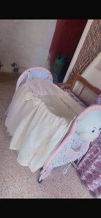تخت طفل • حمدانيه