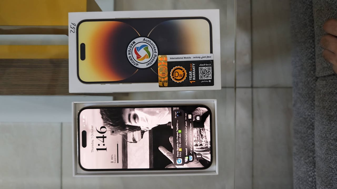 ايفون 14 Pro Max
مساحة 256 نسخة شرق اوسط الاصلي 

الجهاز بلادي 100% وتربروف وبطارية 84 عمرها كلش حلو ويطول وياك اكثر من نص نهار  - ما احجيلك عالنظافة الصور موجودة 

عيبة الوحيد بي شخطة صغيرة بالظهر موظحة بالصورة

السعر 850 الف قفل

رجاءا البي يدور سعر اقل اجهزة البالة موجودة بنص السعر

للتواصل ***********

العنوان زيونة - قرب شارع الربيعي
