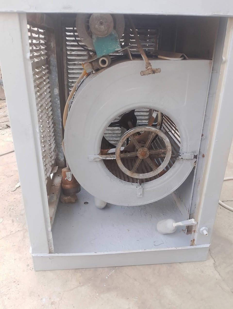 مبرده حجم 3ونص نوعيه الاندلس مطور نحاس شرط سعر 90عنوان النبي يونس***********

