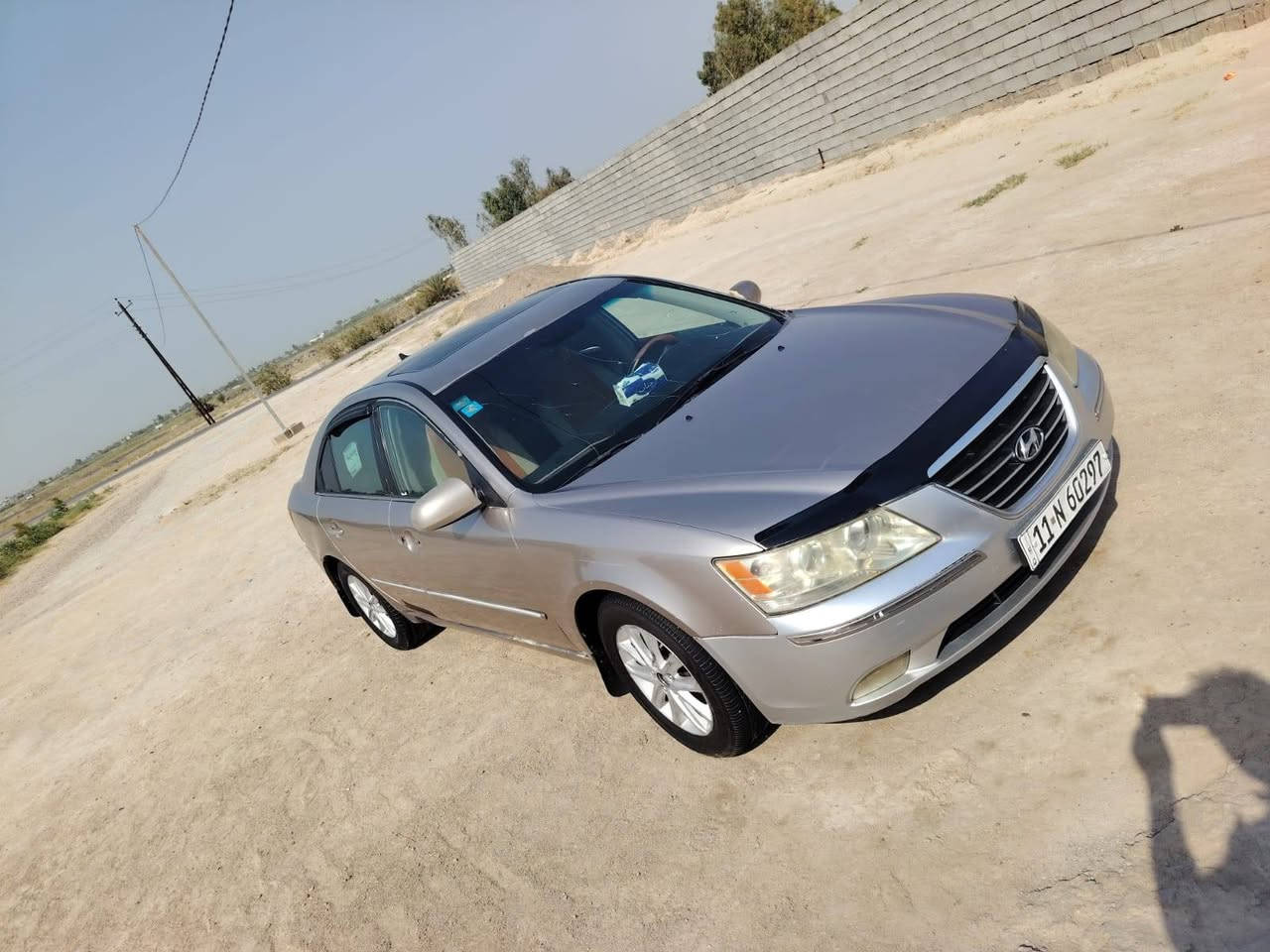 السلام عليكم من رخصت الأدمن سوناتا 2006 محدثه 9  بغداد انكليزي فول مواصفات مصبوغه عام ضرره جاملغ خلفي مكينه 6 سلندر تبريد ثلج جاهزه من كلشي السعر 75 وبيه مجال  مكاني التاجي سبع البور  هذا رقمي 
***********
ملاحظه للبيع فقط بدون مراوس
