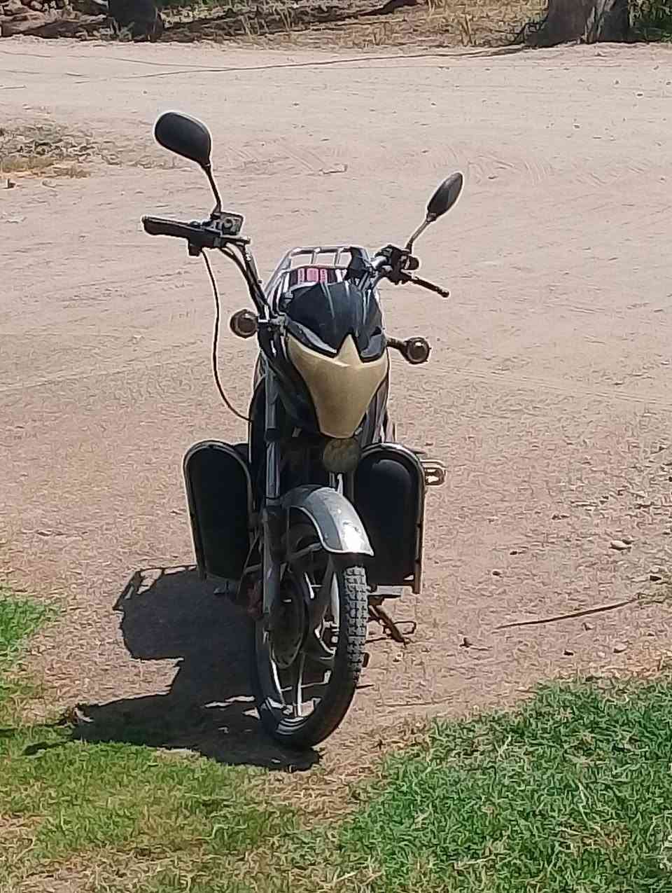 مطور شحن للبيع
بطاريات على فحص قبل شهر فحصتهن يقرن 10
السعر 280 وبي مجال
***********
