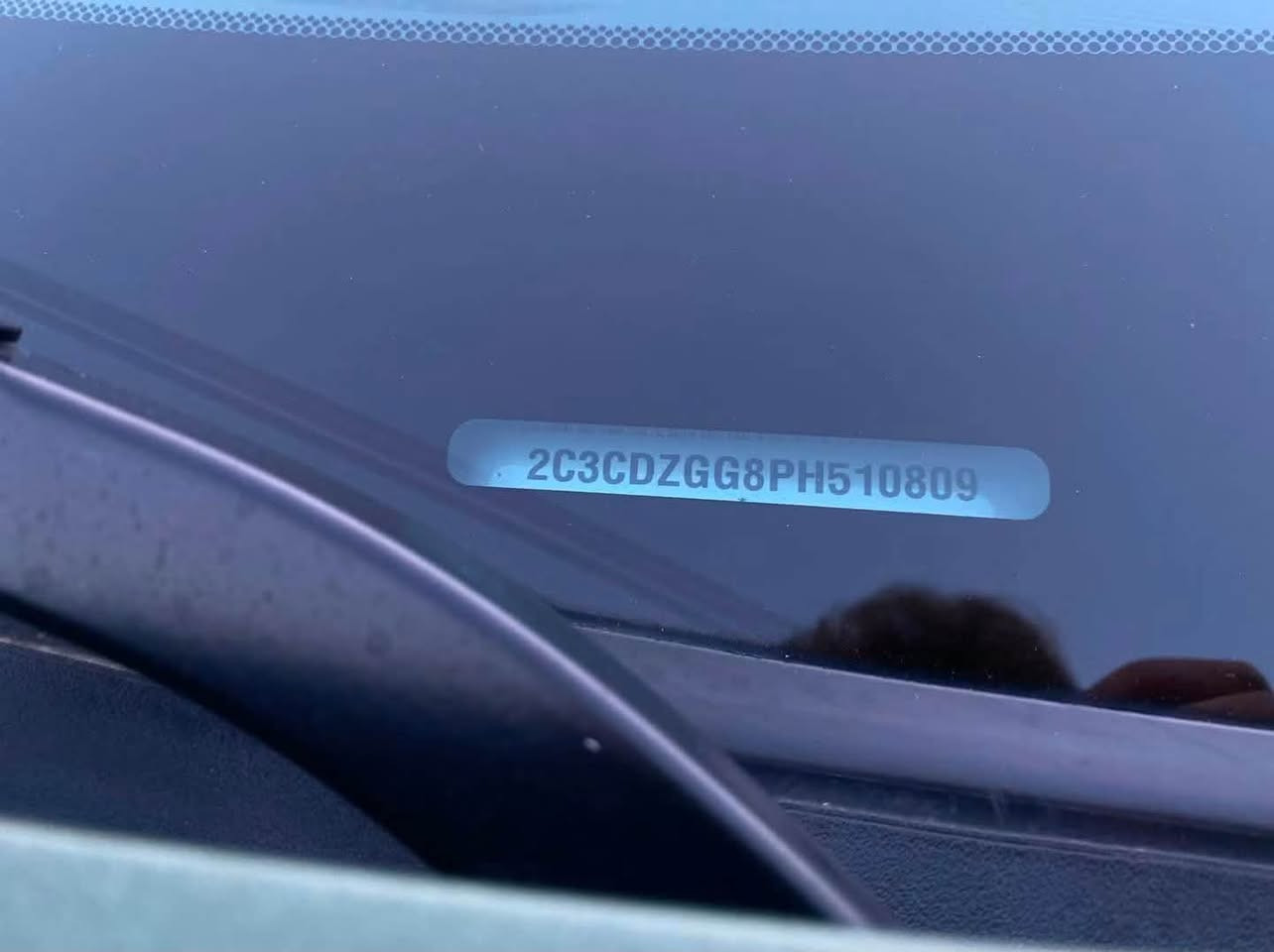 جالجر 2023     SXT  3.6 AWD
المسافة المقطوعة 35000mil
بدون صبغ السيارة ضررها بونيد مبدل وربع الجاملغ عكس السايق بارد وبارد بين باب السايق والجاملغ اقل الشبر 
لون مميز مواصفات فول فتحة تبريد كشنات تدفئة تحكم ستيرن 
سيارة بأسمي تحويل عنوان بغداد الرصاف
السعر 170 بيها مجال 
رقم  ***********
