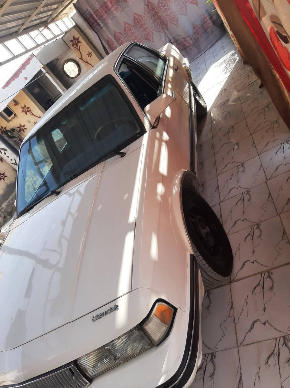 اولدز موبيل • ١٩٩٠ • سدة الهندية