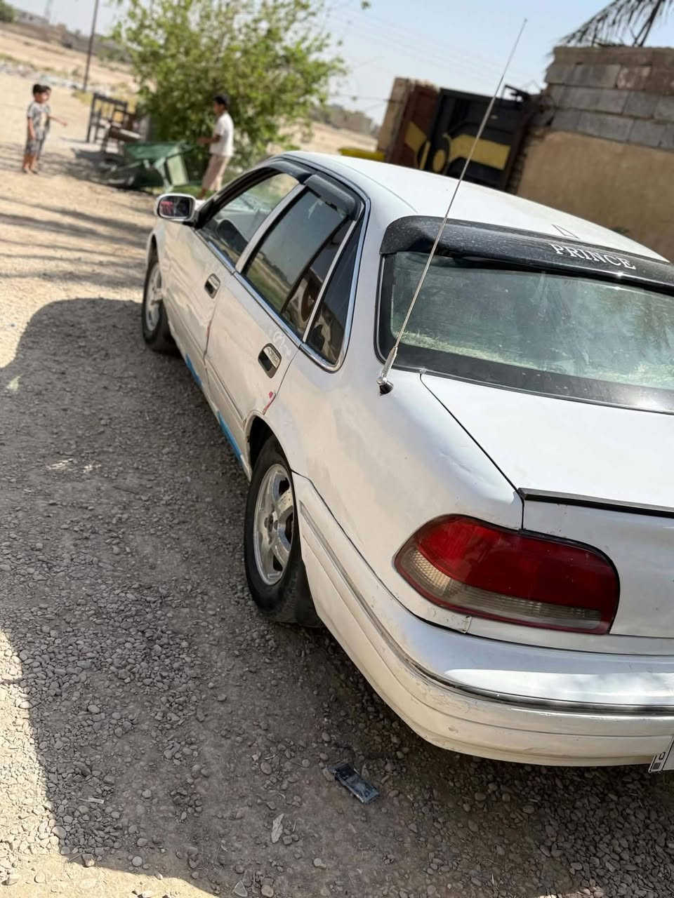 سلام عليكم برنس فراشه 97 للبيع
مكينه جديده كير عادي جديد صدر خلفي امامي جديد كهربائيات كله شغاله تخم تاير جديد سياره بدون حادث سنويه لل 28 تحويل مباشر مكاني ديالى الغالبيه سعر 25 وبيه مجال ***********
