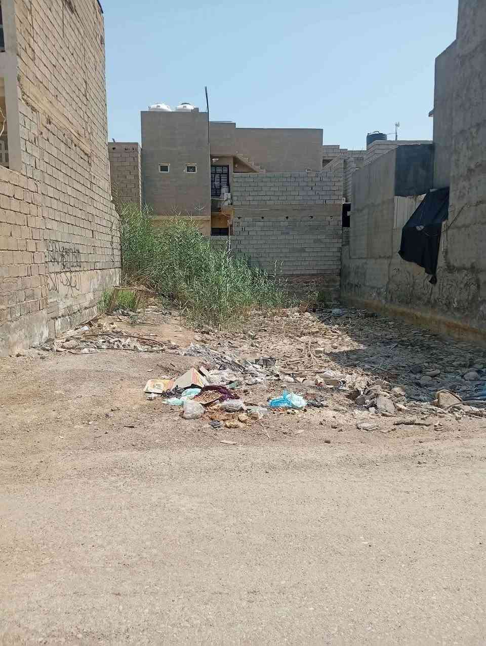 💥 بسعر مناسب 💥 
قطعة أرض للبيع

المساحة / 200م  (10 * 20) 
زراعي قرار 25 
خدمات كاملة ( ماء ، مجاري ،كهرباء ، شارع تبليط ) 

الموقع / بهرز ـ خلف جمعية النقاء - بداية مال ثنيان 

للأستفسار / ***********
