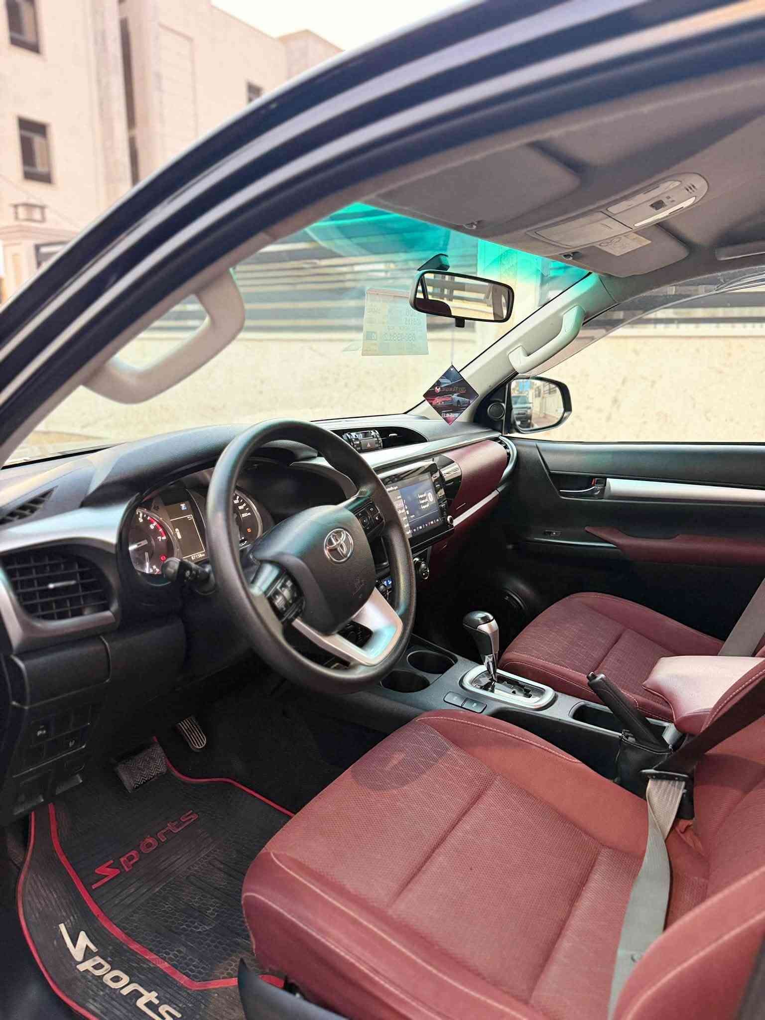 على بركة الله بيكم TRD 
2022 رقم اربيل وتحويل مباشر 
السياره مكفوله كفاله عامة 
ماشية 87 الف فقط 
مكان السياره الانبار الرمادي
السعر 299 وبيها مجال 
***********
