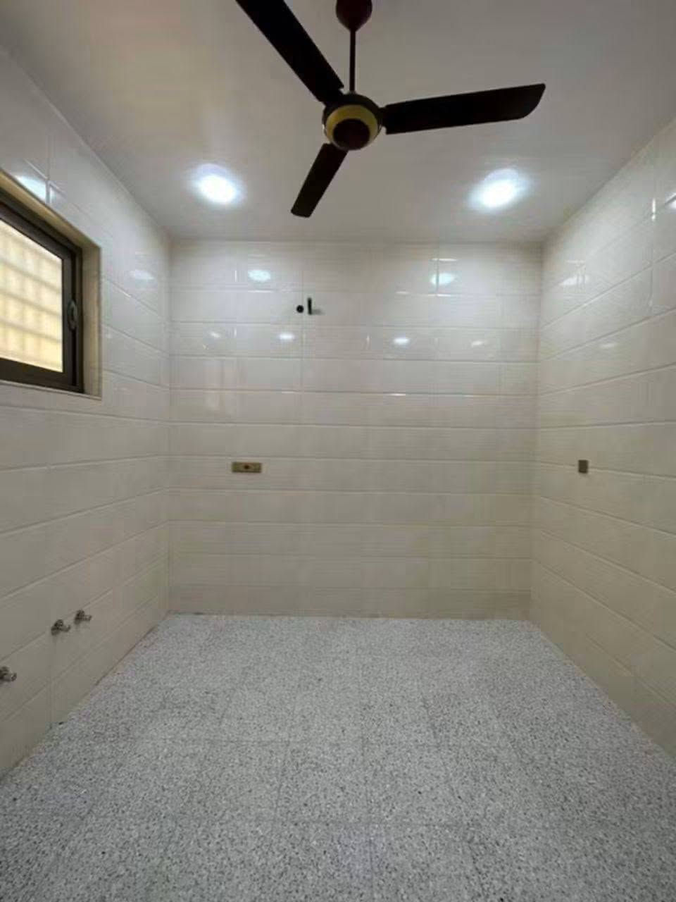 بناية كاملة • جاهزة من كلشي • حي النصر مهندسين