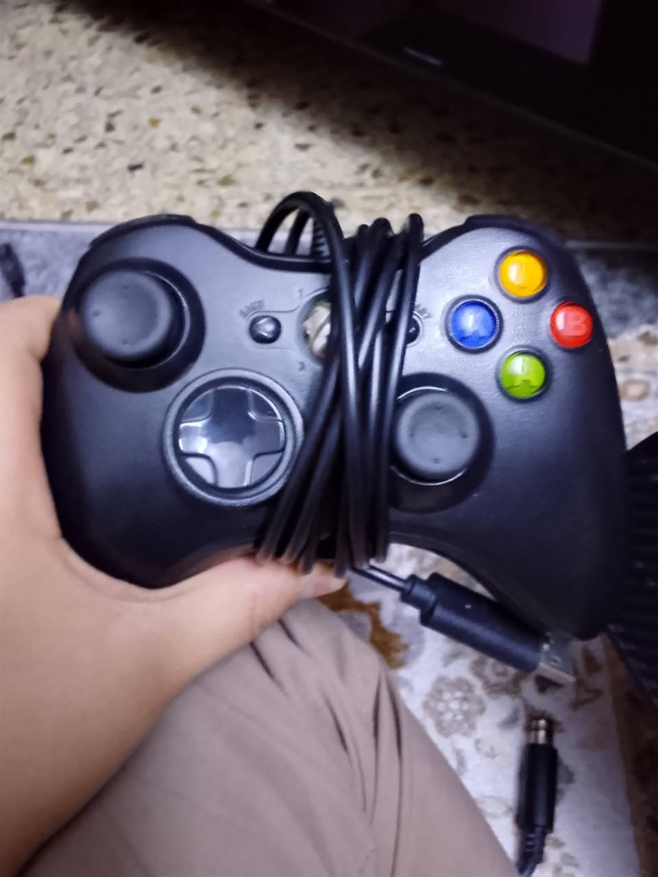 اكس بوكس 360 جهاز كلش نضيف ممفتوح مهكر بي 13 لعبه كلشي كامل بي ماكو نقص وايراته كلهن إصليات السعر 80 وبي مجال مكاني بغداد الغزالية ***********
