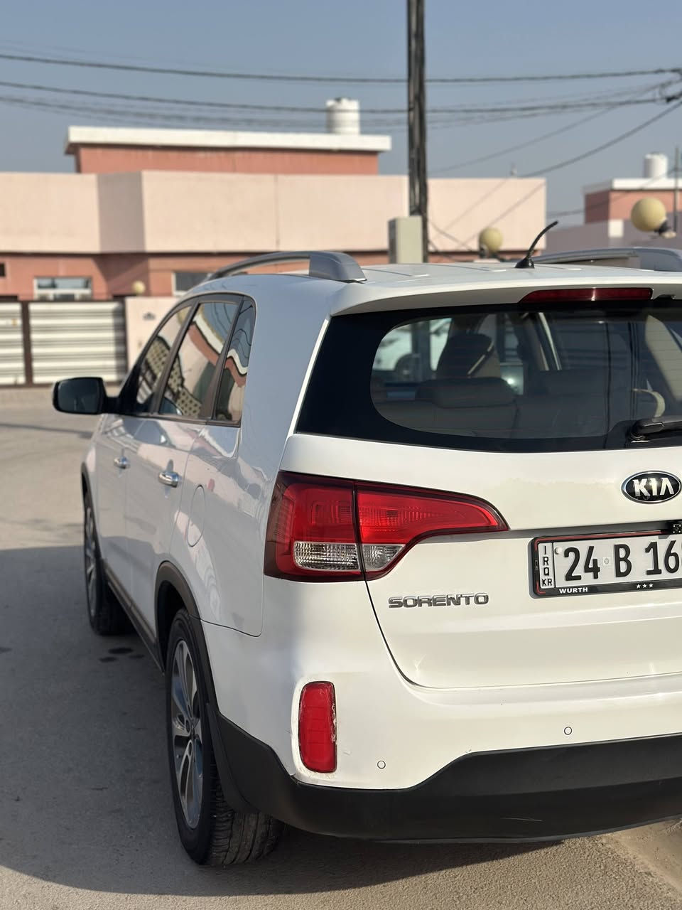سلام عليكم سورنتو مكفول كفاله عامه فقط بارد شبرين بالجاملغ الوره لايت ابيض زنون ماشيه 110الف حقيقي بصمه يدات بصمه ترحيب حساسات اماميه حساسات خلفيه مكفول كفاله عامه مكينه4سلندر مكان نجف ***********
