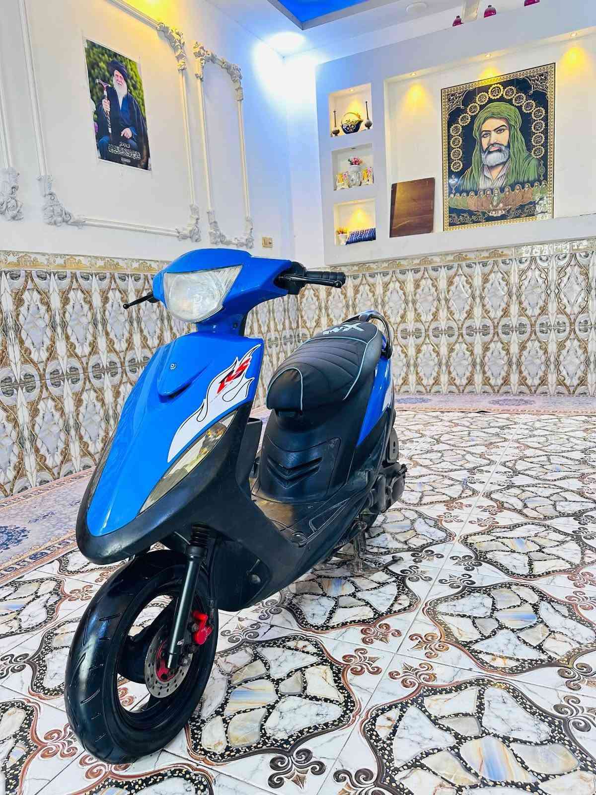 السلام عليكم للبيع ماكس عدله ياباني حاويه شرط كفاله محرك بالكارتون زيرو بلاد 49 ما مفتوحه جيب فيتر وفحص دراجه على وضع البلاد كلشي شغال بيه فول نشاط قفل صندوك قفل سكان سلف هندر كهربائيات السعر 950 وبيه مجال رقم الهاتف *********** مكان بصرة القرنة, البصرة
