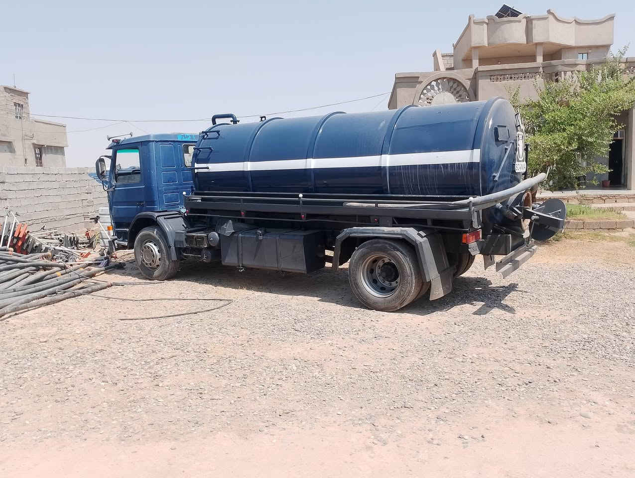 السلام عليكم سكانيا للبيع موديل 91 سياره خير من الله جاهزه للشغل سياره بلاديه السعر 145.  *********** للاتصال
