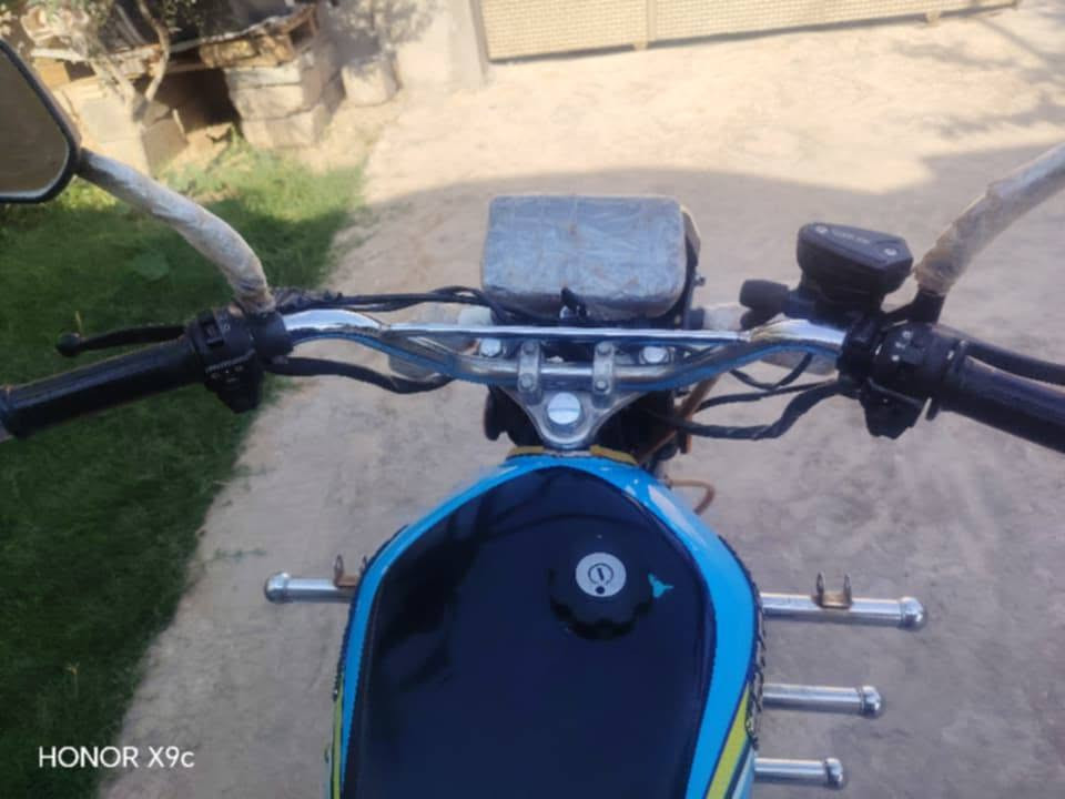 السلام عليكم شباب دراجه للبيع نظيفه موديل 24 محدث 25 حته شكله 25اواراق كامله دشبول شغال سعر 650وبي مجال بسيط مكاني ديالئ الخالص الشراي تصل ع رقم *********** تصل رقم صاحبه مكلف بل نشر
