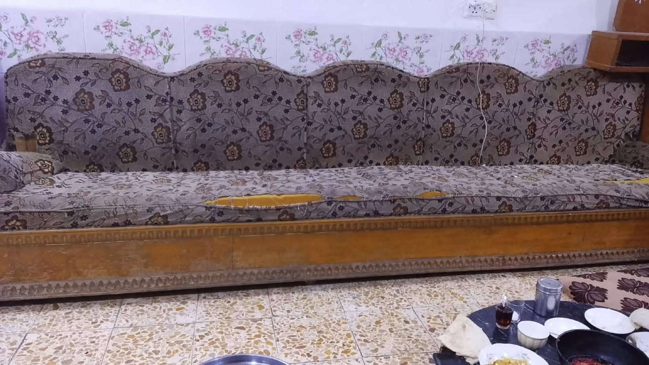 الخناقه • المطار مال نجف