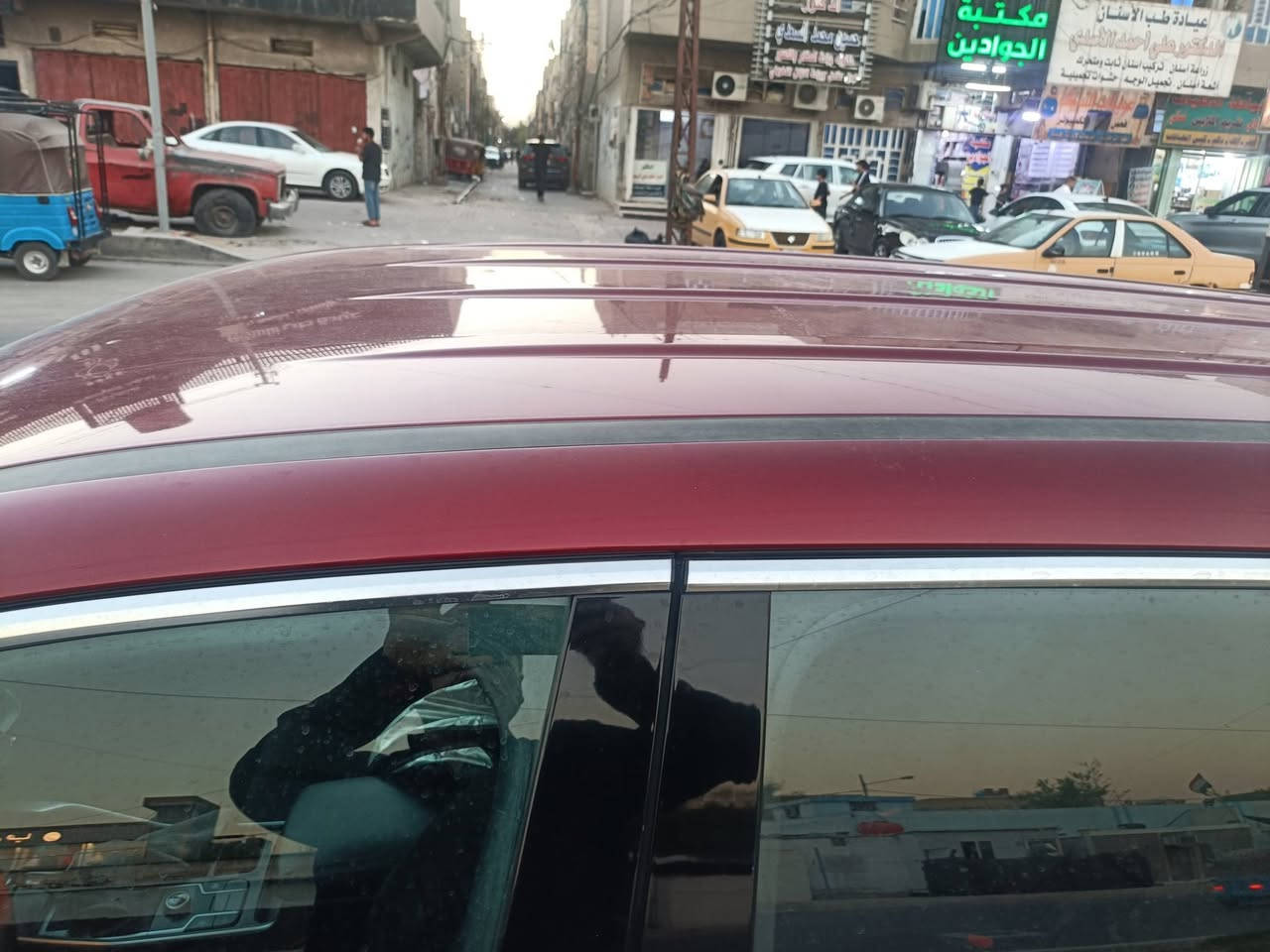 سورنتو موديل 2023 وارد امريكي رقم بغداد انكليزي حادث اموضح بالصور بدون ايرباك بدون تبديل وصبغ باسمي بيها مواصفات سويج شخاطه السعر 21000 دولار مكان السيارة بغداد سبع قصور شارع أبو احمد *********** حجم المحرك 2500  تنفس طبيعي
