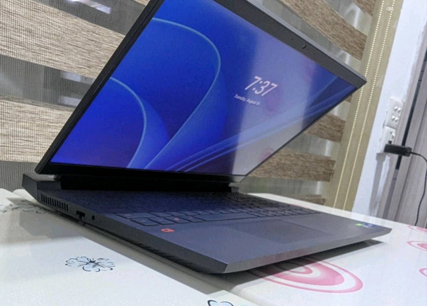 تحية طيبة للجميع 
متوفر لاب توب كيمنك للبيع 
السعر ٨٠٠ الف

Dell G5
CPU ✅CORE I7-11800H 8CORE 16 THERADS 
GPU ✅ RTX 3050  4GB 
RAM ✅ 16 GB DDR4 3200MHz
HARD✅ 512 NVME 
SCREEN ✅ 15.6 FHD 120 HZ
RED LIGHT KEYBOARD

مكاني موصل توصيل موجود
للتواصل *********** واتسب