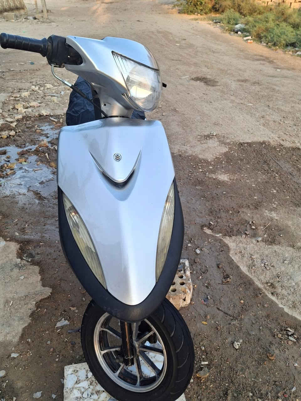 للبيع نضافه فول السعر ٥٠٠ بيه مجال قليل بغداد 
الشراي يتصل .***********
