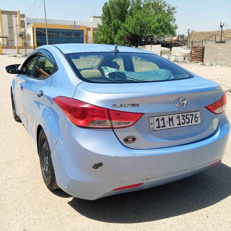 النترا 2012 وارد امريكي ضربتها جاملغ وربع بنيد السعر 90
بيها رواجز 
بغداد بسمي مكان السيارة زعفرانية
رقمي ‏‪***********‬‏ بغداد, العراق
