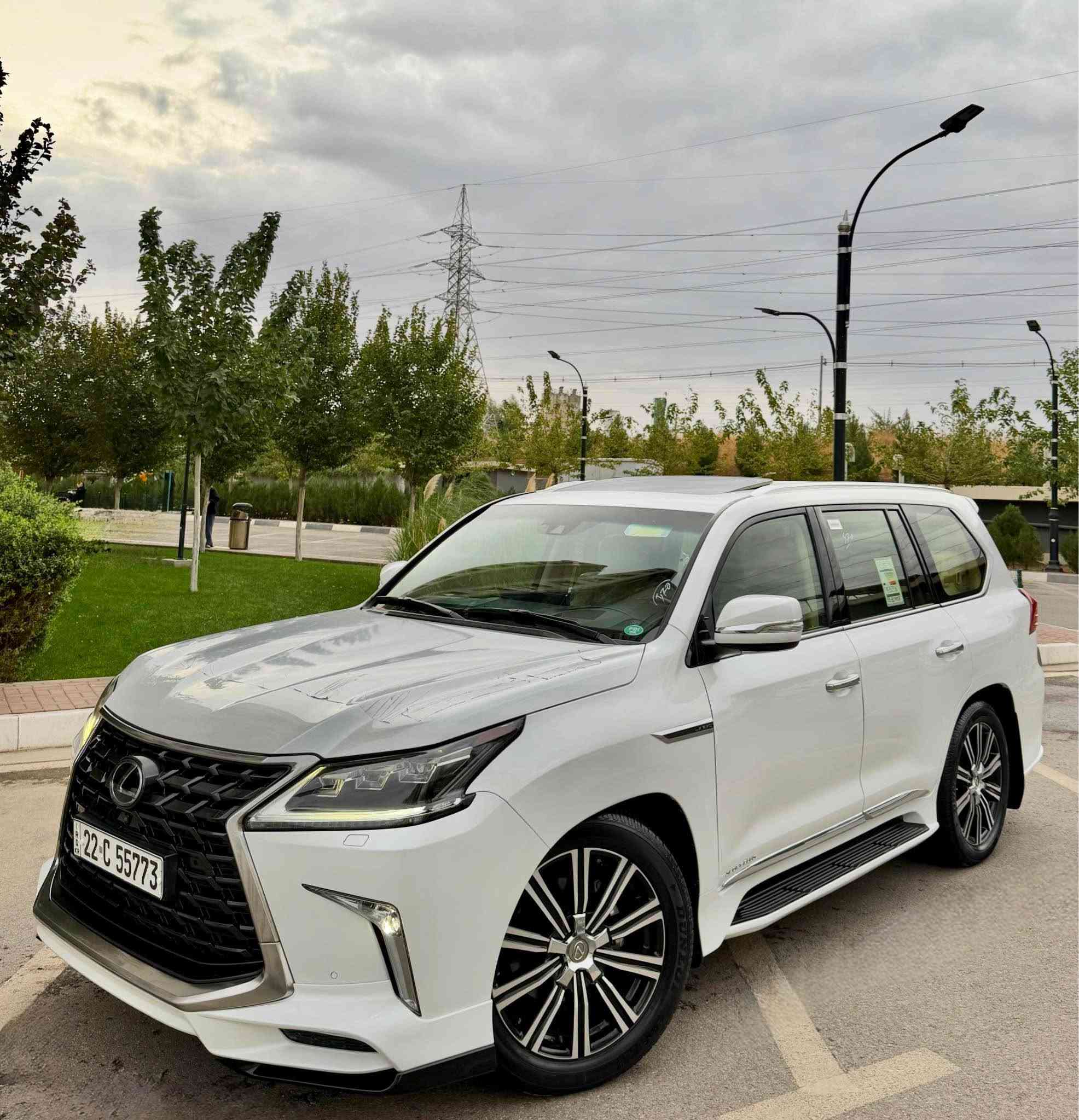لكزس LX 570 • ٢٠١٧ • ٩٧٠٠٠ كم
