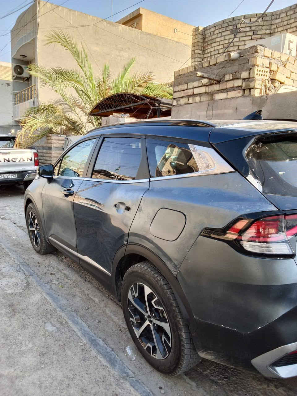 السلام عليكم
سبورتج 2024 فول مواصفات ماعدا تبريد كشنات
السياره ابيع على وضعها يرادلها بس صبغ بجمها كبس طخطخات بدون دواخل
مواصفات 
1-بصمه تشغيل
2-بصمه ابواب
3-بنوراما
4-كشنات جلد
5-تدفئه كشنات
6-من تدخل ازدحام تطفه ومن يتحرك السير تشتغل تلقائيا 
7-توقف ذاتي
8-Auto Hold
9-مانع انزلاق
10-تدفئه ستيرن 
11-قياده ذاتية 
12-حساسات دعاميه ومري
وبعد هواي مواصفات
السعر 160
*********** ابو حسين
