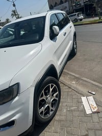 جيب موديل ٢٠١٩ للبيع بغداد لمتد خليجي ٠٧٧٣٤٣٥٧١٣٨ السعر ٢٢٠$