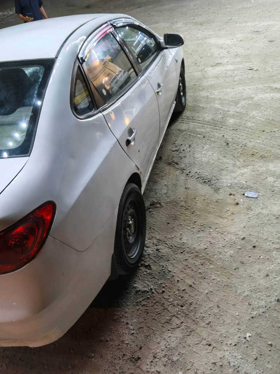 السلام عليكم النترا أفانتي مديل ٢٠٠٧ فول السعر ٨٠ مكانها بغداد الغزاليه كير محرك تبريد تمام بسمي تحويل مباشر السياره مصبوغه عام *********** بغداد, العراق

