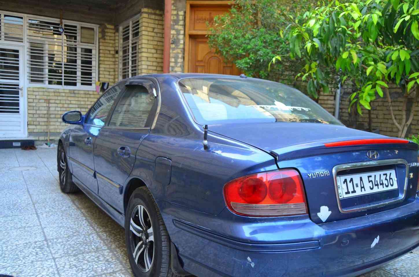 السلام عليكم
سوناتا وفود مديل 2005 
دواخل بيجي 
مري شفط 
شاشه وكامره 
سنتر لوك البلادي 
فتحه سلايت روف
تبريد ثلج مع تدفئه شغاله 
يعني السياره ماملعوب بيه وكهربائياته كله نضيفه 
مكان السياره بغداد وباسمي تحويل ثاني يوم 
السعر 61 وبيه مجال بسيط 
***********
