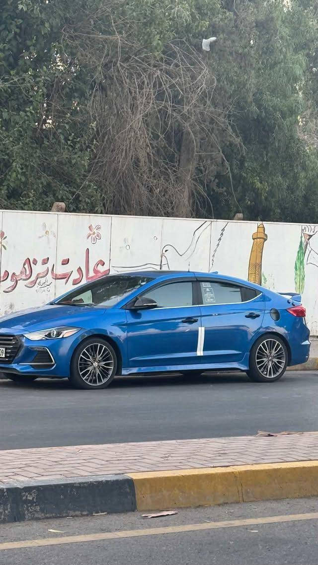 النترا سبورت كندية بدون حادث 2018 رقم اربيل 
فول الفول بدووون ايرباك
2018 بحري مواصفاتها
‏‎فتحة
تشغيل عن بعد اصلي
‏‎جلد
‏‎بصمة
‏‎هيتر كشن واستيرن
تبريد ثلج ❄❄
‏‎رادار جانبي وخلفي
‏‎اشارة بلمري الجانبية
‏‎كشن حضن رياضي
‏‎جلد اسود وخيط احمر
‏‎دشبول كاربون فايبر
‏‎شاشة نوتفكيشن
‏‎كاميرا دوارة
‏‎شفتات ستيرن
‏‎كروس سرعة
‏‎سماعة عدد 6
‏‎ستيرن رياضي احمر واسود
‏‎دوس ترحيب نيكل
‏‎دوس البنزين والبريك نيكل
‏‎لد امامي وخلفي وزنون لايت
‏‎دفيوزر خلفي بلادي
‏‎لد ترحيب بليدات
‏‎صندوك ذكي يفتح بمجرد الاقتراب من السيارة
‏‎دبل صالنصة رياضي بلادي
‏‎ويل 18 رياضي بلادي
‏‎بصمة عدد 2 بلادي
‏‎مكينة 1.6 تيربو وكير اوتو 7 نمر دبل كلج
‏‎ماشية 200 الف كيلو
‏‎السيارة كاملة مكملة متصرف دينار عليه و رقم 
اربيل شرط التحويل سياره بسمي تحويل ثاني يوم.

رقم هاتف : ***********
#السياره بدون صبغ وبدون تبديل وبدون ايربك
السياره ليبل واحد
مكان السيارة موصل

