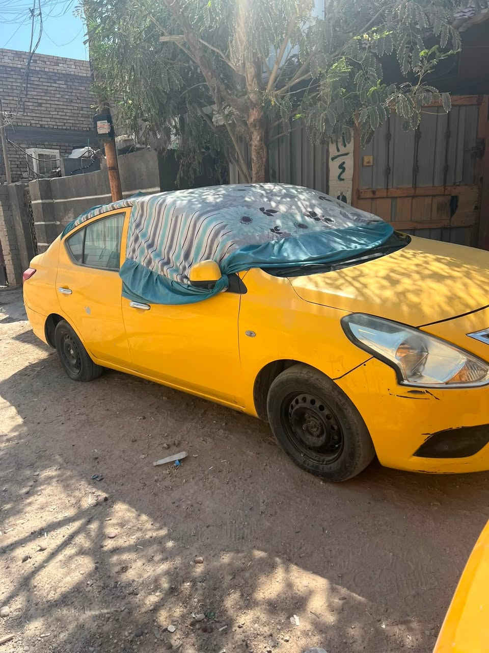 سلام عليكم سني هندي موديل 19 رقم بغداد بيها عطل بس الكير  سعرها 65  وهذا رقمي ***********
