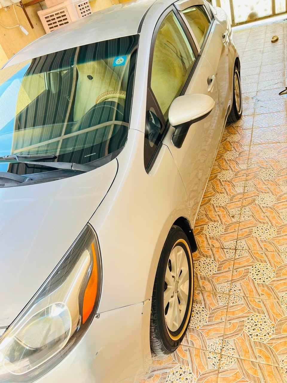 ريو ٢٠١٣ سياره جديده بيه ٣ قطع صبغ بدوان دواخل كامله من كلشي رقم ديالى تحويل ثاني رقم جديد سياره جديده احلى من الصور السعر ٦٥ وبيه مجال تفاصيل اكثر الاتصال ‭***********‬
