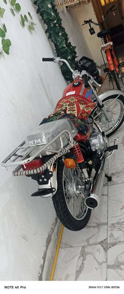وينه اليدور نضيف وجديد نامه شبه شلامجه مكفوله كفاله عامه من لبرغي للبرغي غراض حاطله كله شلامجه مديل ٢٦ صاله شهر من طالعه مكاني كربلاء طويريج للستفسار ‏‪***********‬‏
