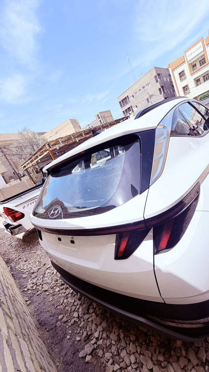 هونداي توسان خليجي 2023 ماشيه 26 الف فقط
بصمه
تشغيل عن بعد
شاحن لاسلكي 
حساسات
كامره خلفيه 
إشارات بالمري 
رقم بغداد
سيارة نظيفه جدا 
السعر 202  $
للاستفسار ***********
