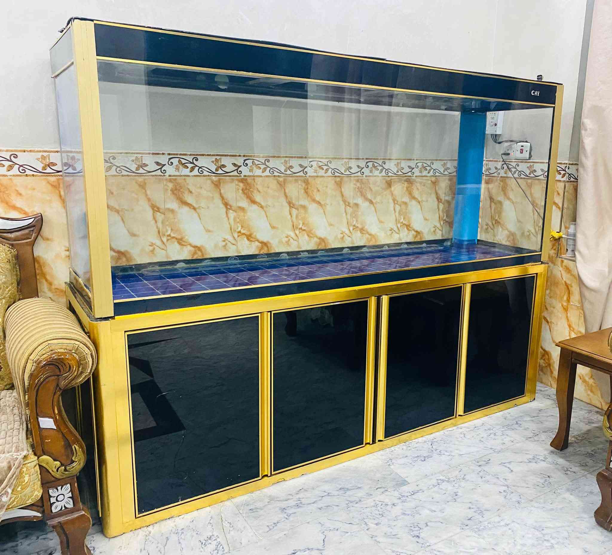 سلام عليكم اخوان حوض كامري سامب (دبل نازل) للبيع بسعر مناسب
الطول مترين 
النزال 60 
طول السامب 180 سم 
مضخة كبيرة 
مكان بغداد - السيدية تفاصيل اكثر خاص او الاتصال ***********
