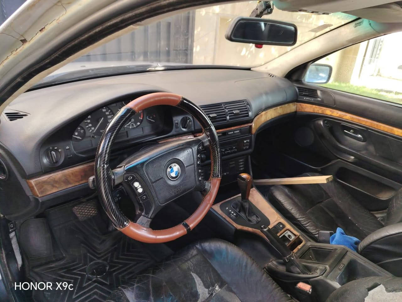 BMW1996  رةقةم هةولير سةنةوي كونة سةقف موس ..  *********** أربيل, العراق

نص مكتوب في الصور:
- HONOR X9c