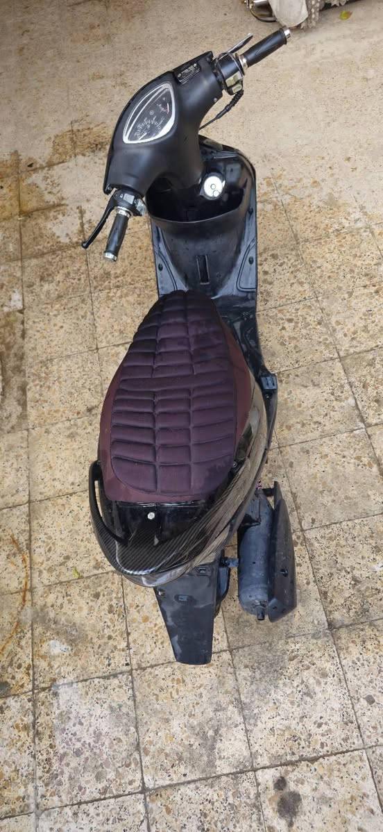 السلام عليكم 
دراجه ماكس عدله ما مفتوحه كلشي شغال ما عده السلف تحتاج باتري......
 نكره هندر كفرات تجاريه و موجوده كفراته البلادي  اذا تريدهن  بدون اي كسر فقط شخوط خفيفه 
 وموجوده صالنصه رياضي هم سعره وحد .... 
حي المعلمين الجديد  
الدراجه سعره ٨٥٠ وبيه مجال 
 خاص مفتوح أو واتساب ***********
