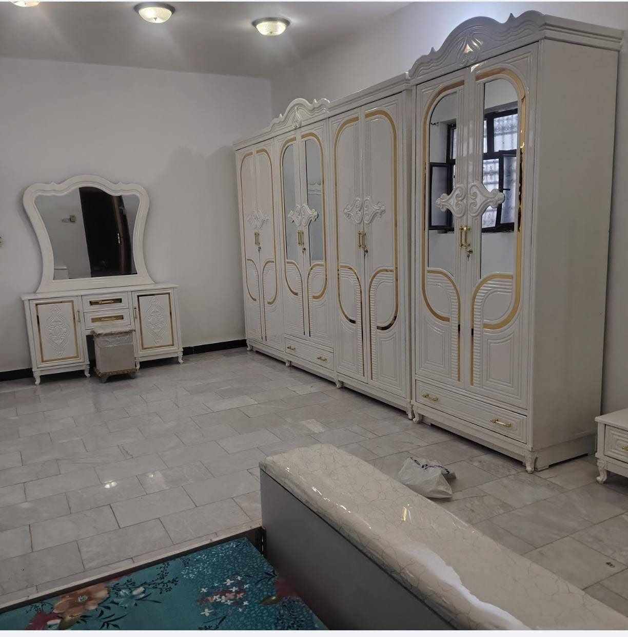 غرفة نوم تسگام عراقي غير مستعمله حله حي الكرامه سعرها مال بيع مستعجل مليون ونصف قفل.
للاستفسار ***********

