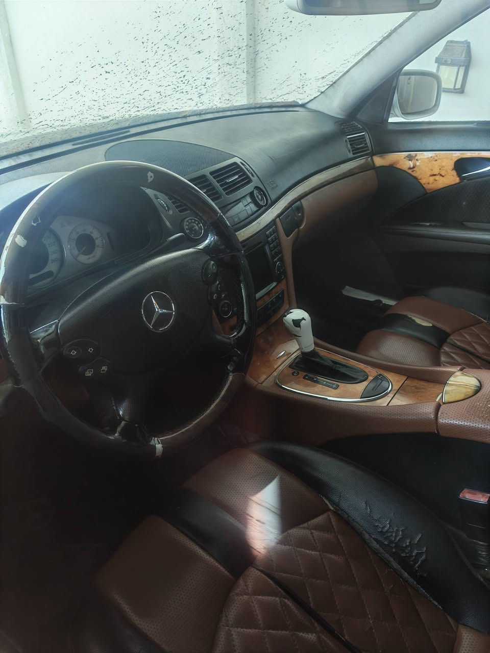 E200 • ٢١١ • رقم بغداد