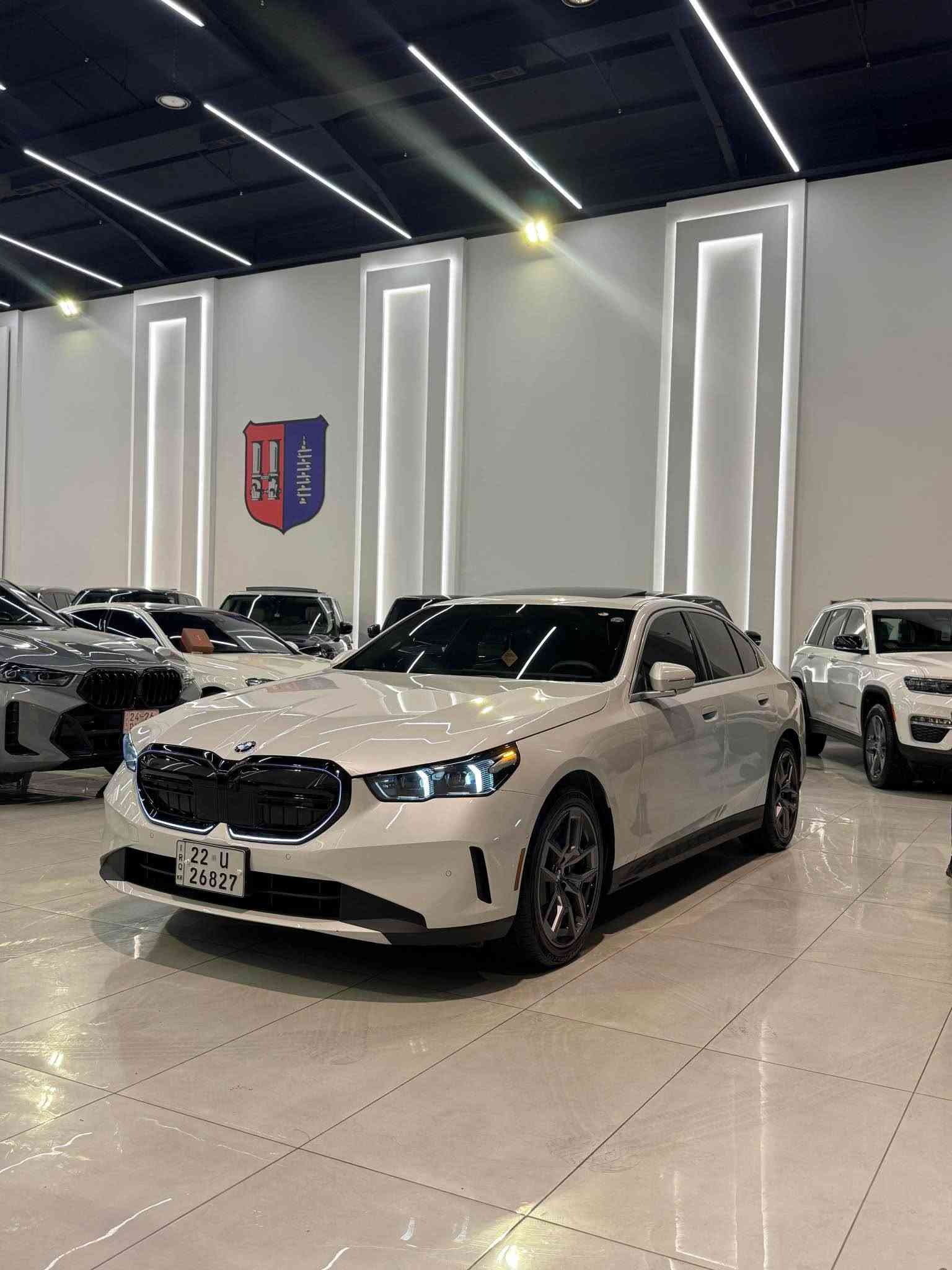 BMW 530i 2026 Exprence Full Clean title Titanium Edition Face Lift

بي ام دبليو BMW 530i إكسبرنس اديشن تايتانيوم كلين تايتل مرقم جاهز💯 و كتاب تضليل باقي سنه🛑
موديل /2026 الشكل الجديد كليا
العداد / ماشية 34 الف فقط
اللون /ابيض ميتاليك ، تيتانيوم اديشن، ديزاينو ، 
 السيارةفول الفول، مواصفات كاملة للاخير, اربع ابواب بصمة و صندوق كهربائي و فتح واغلاق ذاتي للسيارة و الصندوق عند الاقتراب ، فتحة سقف ، لايتات و دايناميك، شاشة و ٥ كاميراو حساسات امامية خلفية ٣٦٠ درجة ، رادار امامي وخلفي و جانبي و مانع اصطدام توقف ذاتي ، رادار کبیر اداپتیف نظام القيادة الذاتية ACC، نظام منع الخروج عن المسار LKA
نظام النقطة العمياء BSA , عداد سرعة الكتروني ، شاحن موبايل لاسلكي ، بريك بصمة و اوتو هولد ، سماعات هارمان كاردون ، كشنات امامية كهرباء و ميموري جهتين ، سكان كهربائي وهزاز عند الخطوط، تحكم صوت السيارة بالاشارة ، 
دواخل ليد تتغير عدة الوان حسب الرغبة ٧ مود 
السيارة جديدة بمعنى الكلمة زيرو ، بدون اي نقص ، سيرڤس كامل بدون اي خلل 
وارد امريكي كلين تايتل بشرط الفحص والباقي مكفولة من الصبغ والبارد و الرصعات و كلشي جدا جديدة السيارة
موبايل / *********** أربيل, العراق
