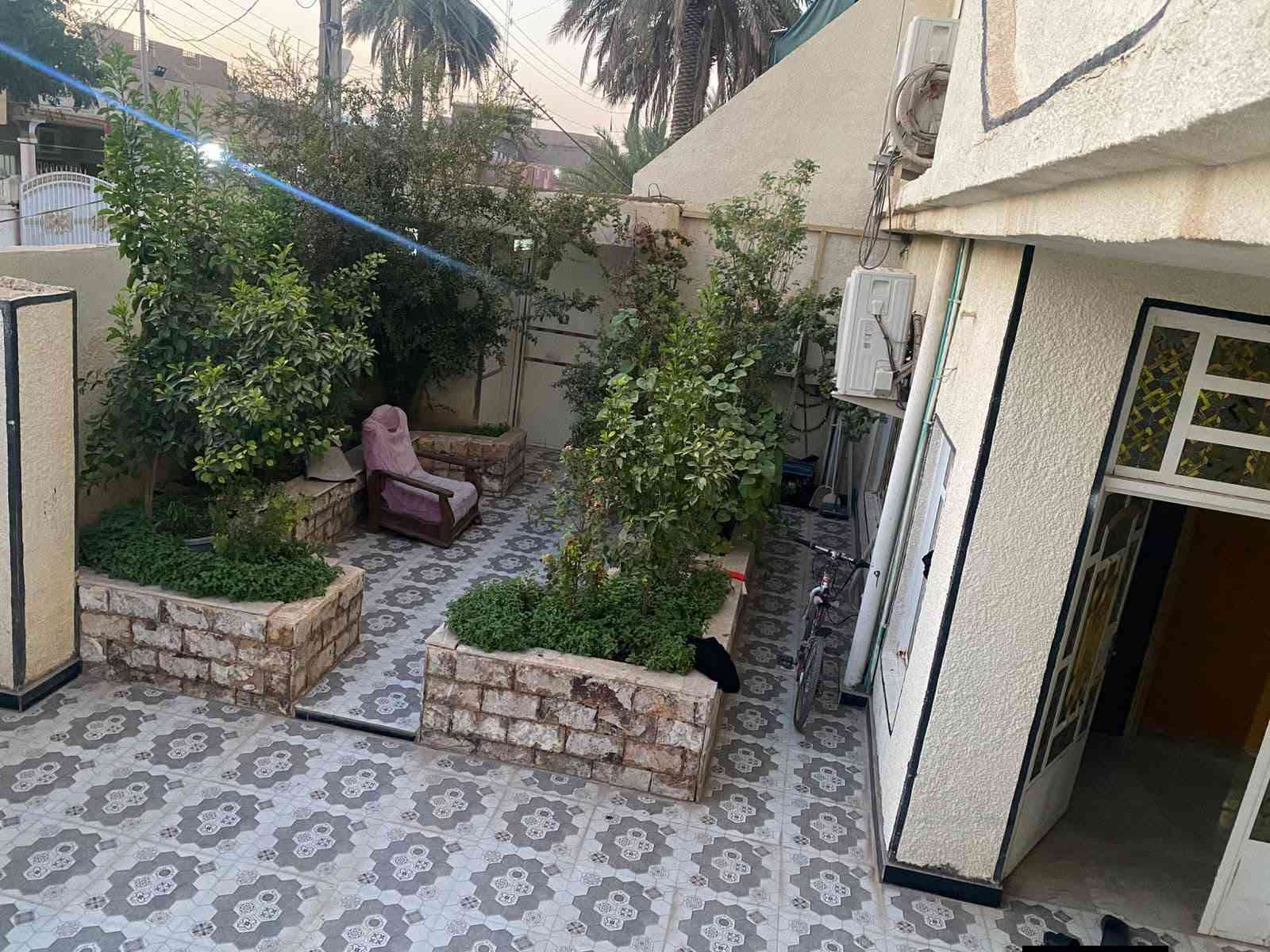 حي العسكري • طابقين • ٢٤٠م