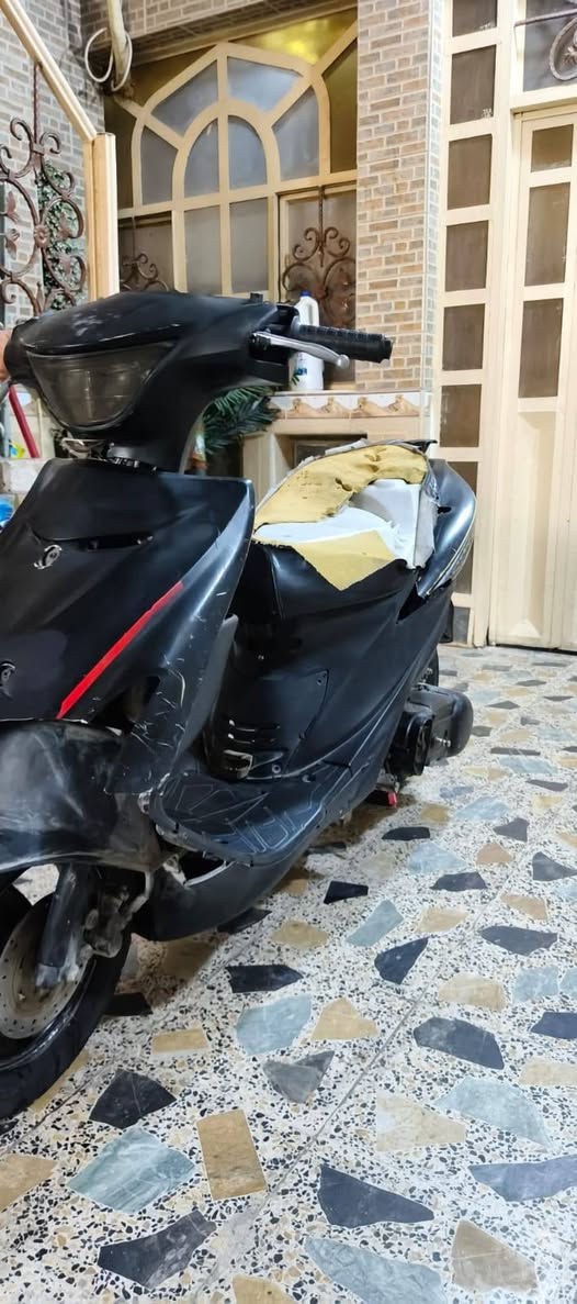 سلام عليكم ادرس صيني البيع درجه حلوه مرتبه يردله ترتيبات مكينه جديده كهربائيات كله جديه كابريتر جديده تعمري كله جديد فقط كفارت تعبانه المكان نجف التواصل على رقم وبي وتساب  ***********السعر ٣٠٠وبي مجال حك الجيه
