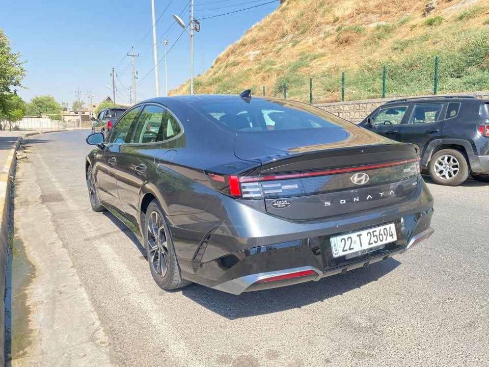 السلام عليكم
بيع مستعجل
سوناتا SEL 2024
سعر 175
رقم اربيل باسمي
عداد المسافات: 47 الف ميل 

الضرر: 1 قطعة بدون ايرباك
موضح بالصور بنيد مبدل اصلي نفس اللون تفصيخ

👇👇مواصفات امريكية 🇺🇸 :👇👇
فول عدى البنوراما 
تشغيل عن بعد
رادارات امامية قيادة ذاتية والحفاظ على المسار
رادارات جانبية نقط عمياء
رادارات خلفية تنبيه عبور + بريك ذاتي
لدات نهارية امامية
بك لايت خلفي لد شمعة
مقعد السائق كهرباء + مساج
سستم صوت هارمن كاردن
مكينة 2500 تنفس طبيعي
ويل كب 17
شاشة كبيرة لمس مع عدادات ديجيتال 
كاميرا خلفية دوارة
4 وضعيات قيادة 
حساس هواء اطارات
صندوق ذكي
تدفئة مقاعد امامية
لايتات زينون عدسات
اشاير ديجيتال مع الكاميرا

وباقي المواصفات المعروفة
***********
