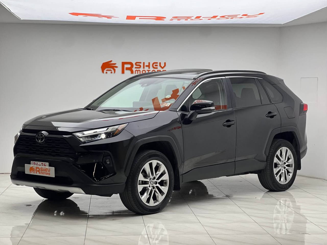 رافور • ٢٠٢٥ • فول XLE AWD