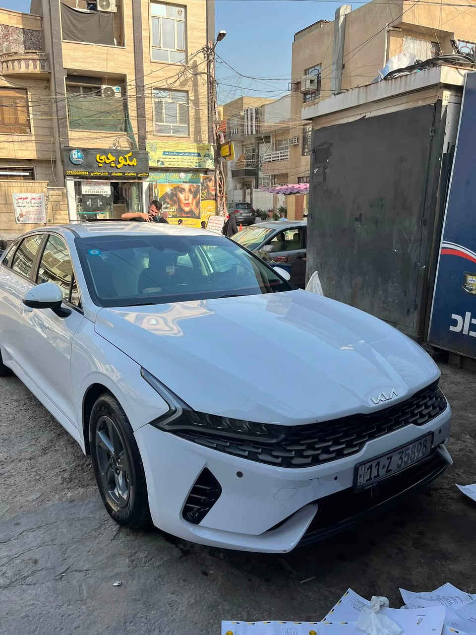 السلام عليكم للبيع كي فايف موديل 2023 وارد امريكا
مواصفات xls
تحكم ستيرن 
اربع وضعيات قياده
مثبت سرعه 
نظام ايكو
العداد 60الف كيلو وليس ميل
كير محرك كفاله 
صبغ 3قطع بنيد جاملع باب عكس السائق السونار مرفق مع الصور سياره نضيفه مناقصه شي مكانه حي الجامعه 
السعر 140 وبيه مجال كلش بسيط  
رقم***********

