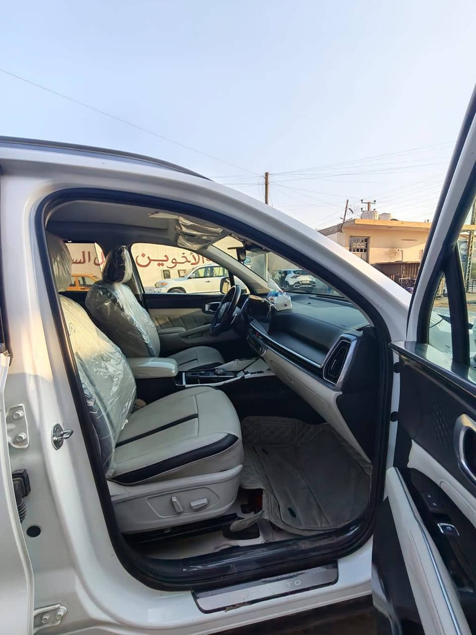 سلام عليكم
سورنتو 24  LX

فول مواصفات

سقف بنوراما

بصمه وبصمه احتياطيه

اربع كامرات

تبريد مقاعد

تشغيل عن بعد

اناره محيطيه

3 قطع تبريد

ابل كاربلاي.

سياره ماشيه21

مغلفه ppf

كفاله عامه

صندوق كهربائي

شاشه

حساس امامي خلفي

محرك 6 سلندر.

3500

كير ماوس

مانع انزلاق

بغداد جسر ديالى.

***********

370

